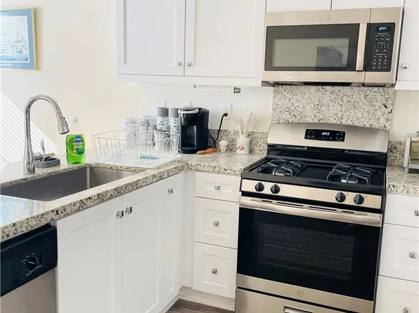 22886 Concord Dr, Santa Clarita, CA 91350