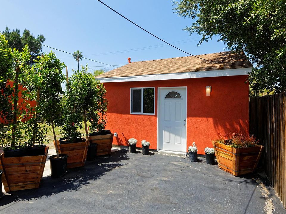 1st image of 5849 Colfax Ave
