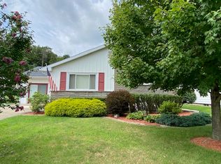 13 Hickory Rd, Binghamton, NY 13905