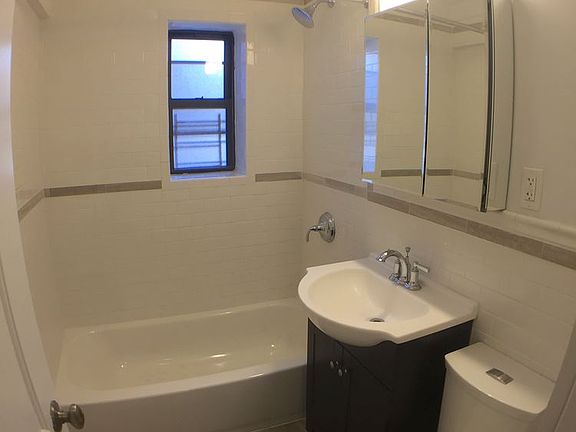 5e3c33ba800109e86b3fe8a95a2b8449