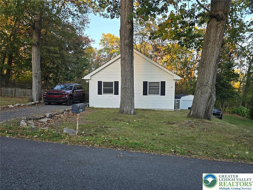 2nd image of 8417 Woodside Rd