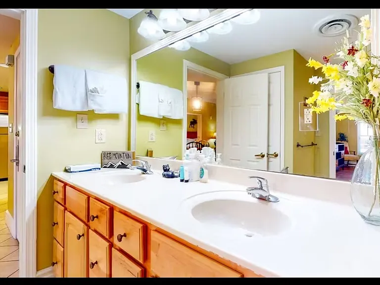 215 Woliss Ln #103 — Photo 25