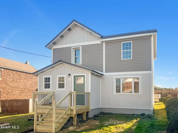 508 Cambria Ave, Revloc, PA 15948
