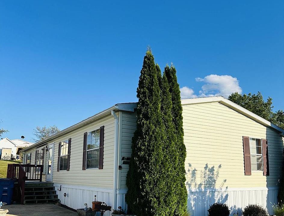 1st image of 16935 Alcott Rd