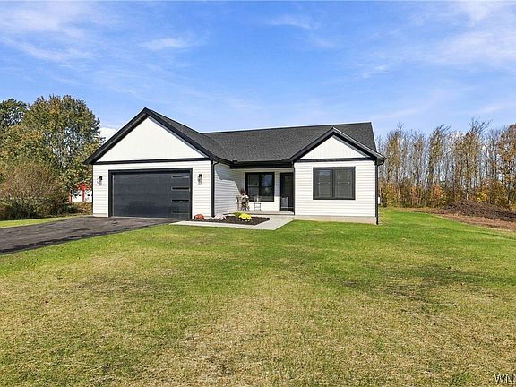 2nd image of 3711 Mapleton Rd