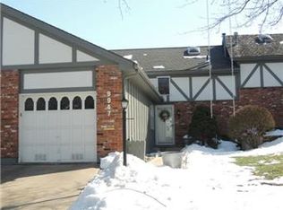 9947 Edelweiss Cir, Merriam, KS 66203