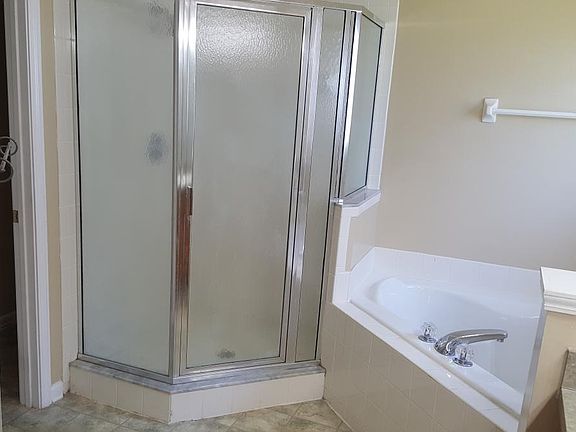 3rd image of 2785 Crumplehorn Ln