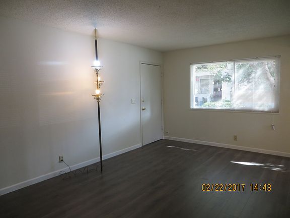 3rd image of 1359 San Tomas Aquino Pkwy