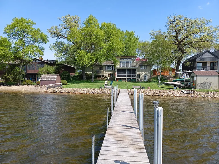 6375 N Shore Dr — Photo 3