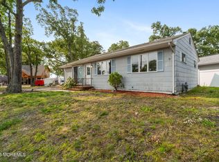 625 Twin River Dr, Forked River, NJ 08731