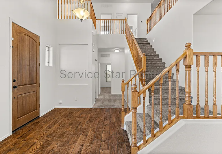 10122 W Albeniz Pl — Photo 4