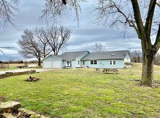26219 E Virginia Rd, Sheldon, MO 64784