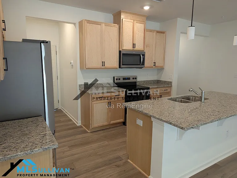 173 Cabernet Dr #1 — Photo 4