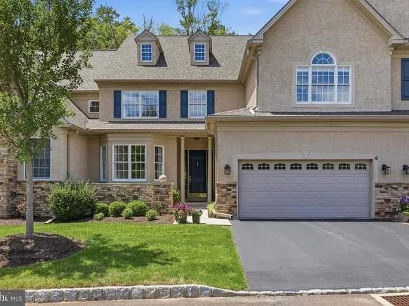 6 Morgan Hill Dr, Doylestown, PA 18901