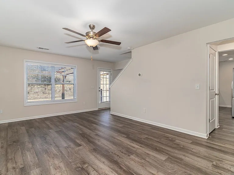 4155 Thimbleberry Dr — Photo 2