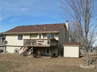 9400 Lakewood Cir, Norwalk, IA 50211