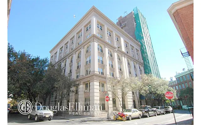 Rented by Douglas Elliman | media 31