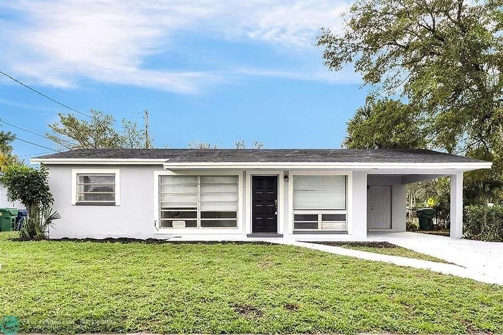 3290 NW 13th St - Property Image