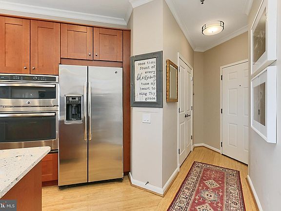 5th image of 2400 Clarendon Blvd #Penthouse 14