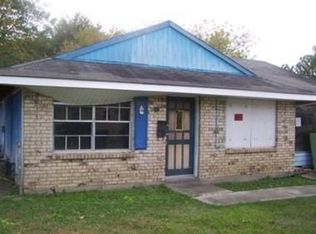1353 Michigan Ave, Port Allen, LA 70767