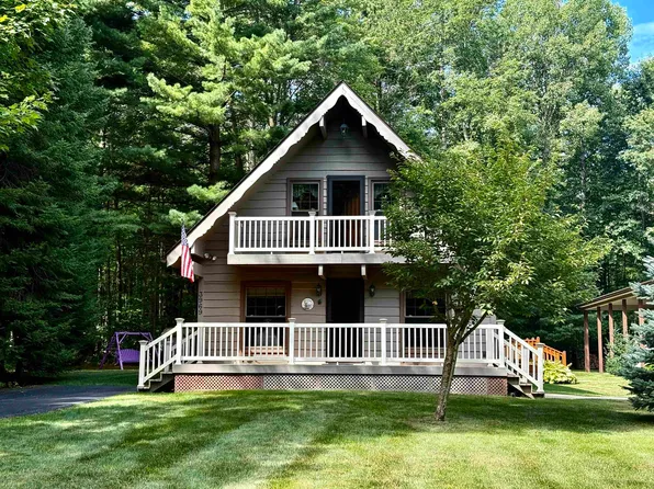 3969 Four Seasons Dr, Gladwin, MI 48624