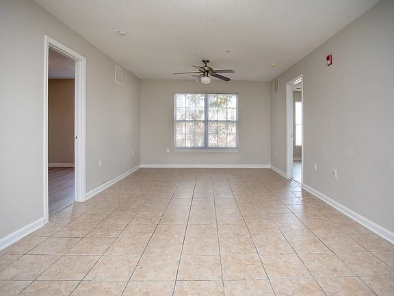 3rd image of 3000 S Adams St #434