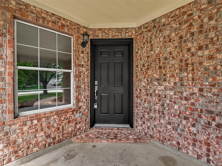 25223 Clover Ranch Dr — Photo 5