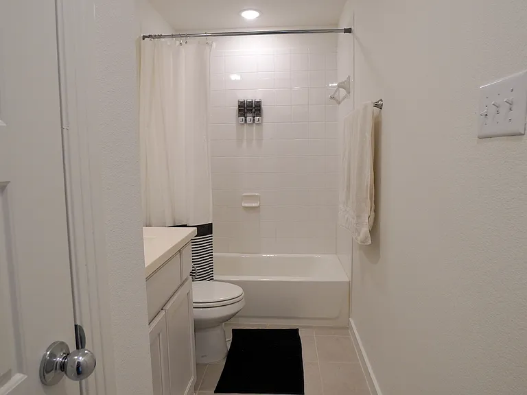 5727 Huffines Blvd — Photo 29