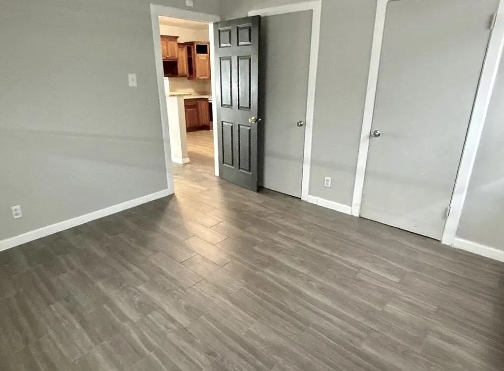 2 bed, 1.0 bath, 900 sqft, $1,450 — Photo 4