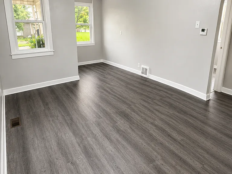 206 S Lake St — Photo 3