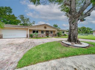 6231 SW 6th Ct, Plantation, FL 33317