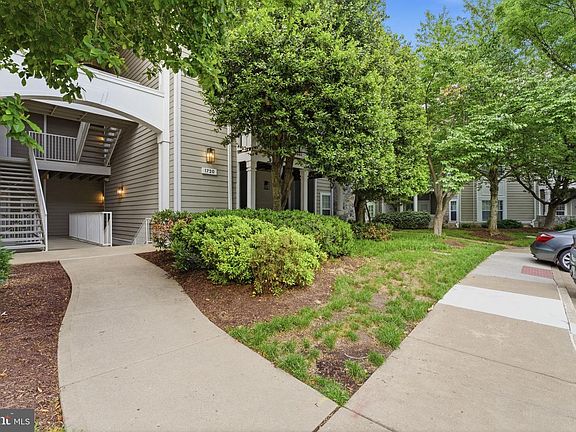 5th image of 1720 Lake Shore Crest Dr APT 36