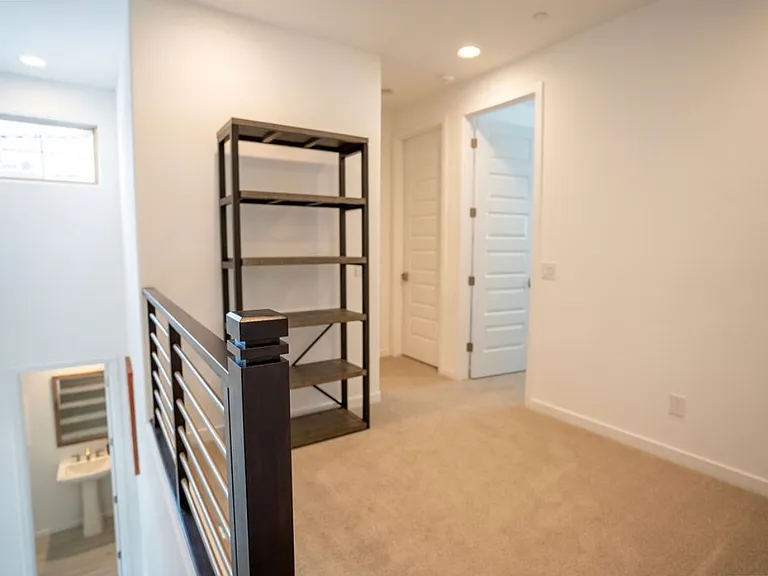 3529 E Rollins St — Photo 15