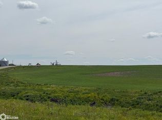2 215th St, Bloomfield, IA 52537
