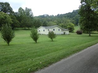 85 Kemp Hollow Rd, Pleasant Shade, TN 37145