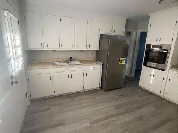 304 S Marble St, West Columbia, SC 29169