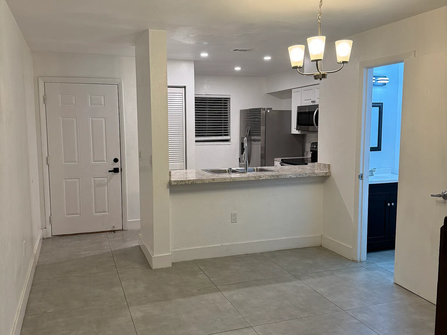 2 bed, 1.5 bath, 1046 sqft, $1,550 — Photo 4