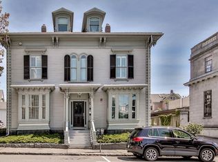 19 Dale Ave APT 2, Gloucester, MA 01930