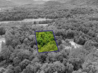 9 Evergreen Rd, Stanton, KY 40380