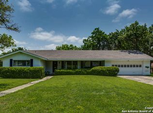 318 E Hathaway Dr, San Antonio, TX 78209