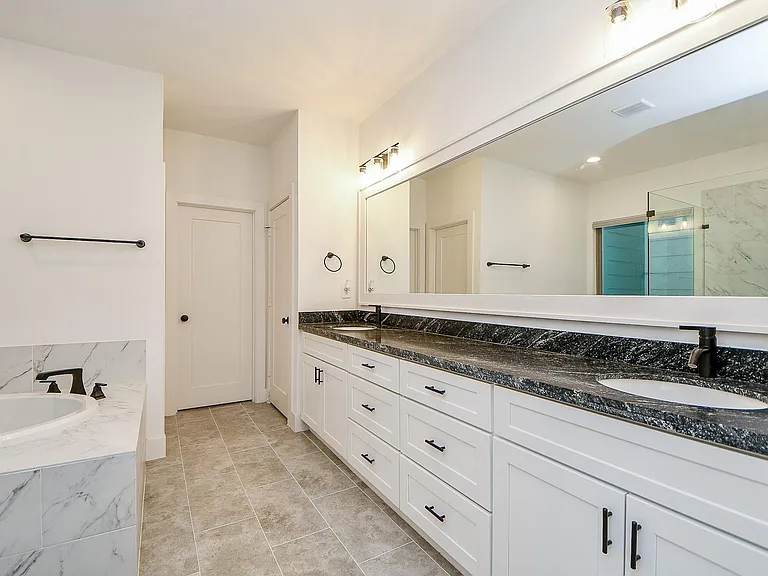 4403 Greeley St — Photo 18