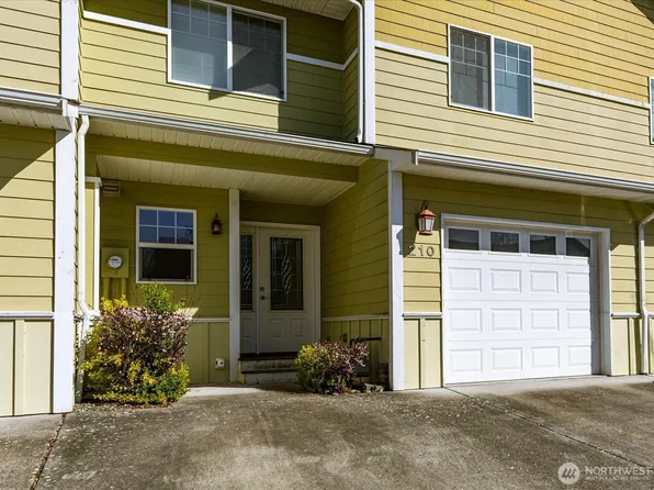 210 SE Melrose Drive, Oak Harbor, WA 98277