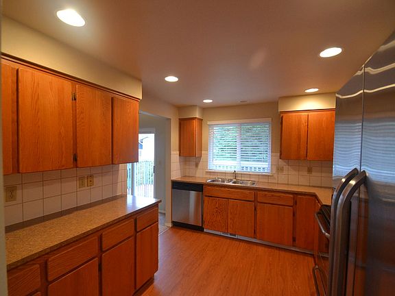 3rd image of 10319 92nd Street Ct SW