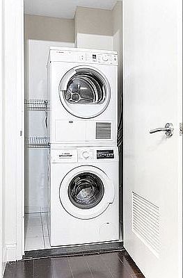 5th image of 327 E 101st St APT 4A