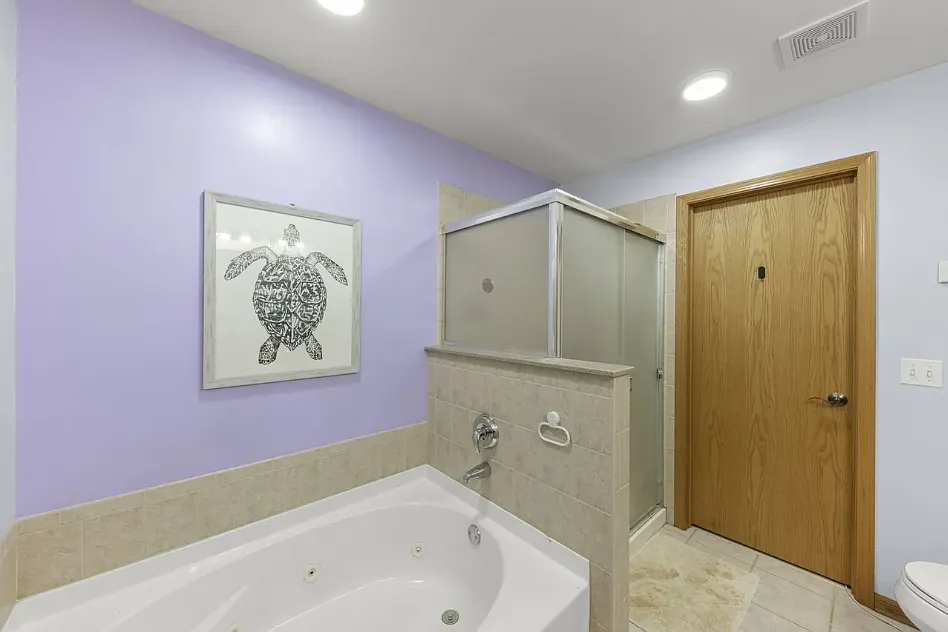 3 bed, 2.5 bath, 1946 sqft, $2,595 — Photo 3