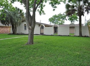4622 S Flamingo Dr, Seabrook, TX 77586