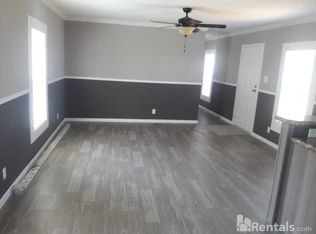 1023 Paradise Ln, Jacksonville, FL 32233
