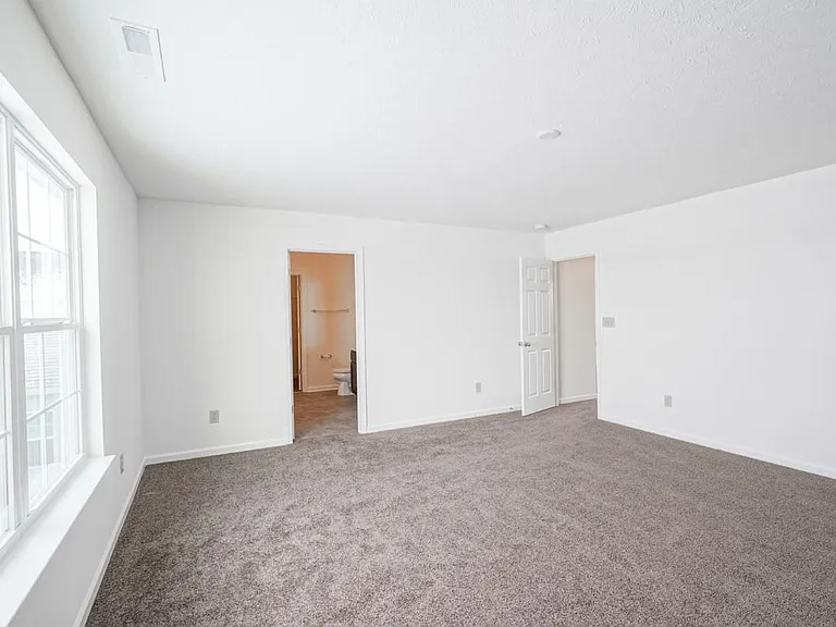 5292 Brandywine Dr — Photo 13