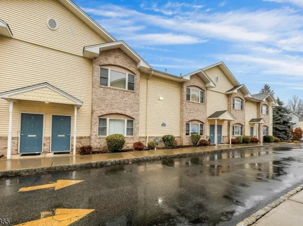 520 Victor St #8, Saddle Brook Twp., NJ 07663