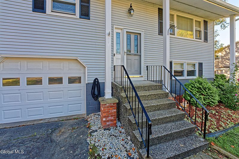 2nd image of 52 Alpine Drive